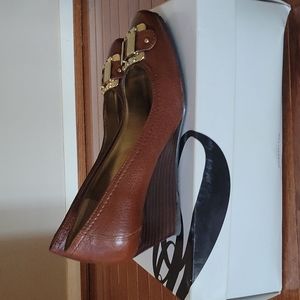 Nine West Leather Wedge Round Toe Heels Size 7M